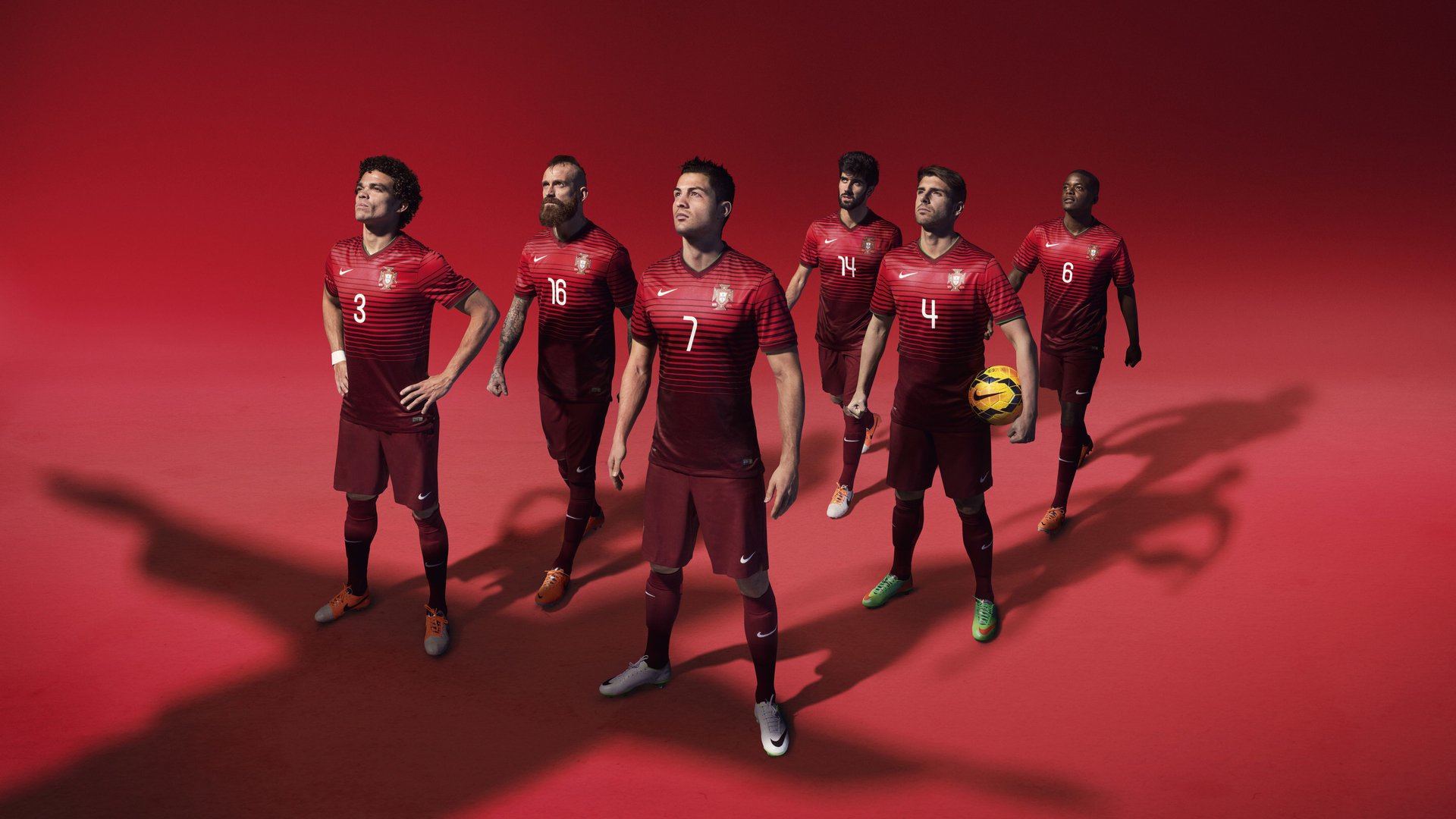 职业联赛主场氛围营造手段单一,俱乐部职业队为主的联赛