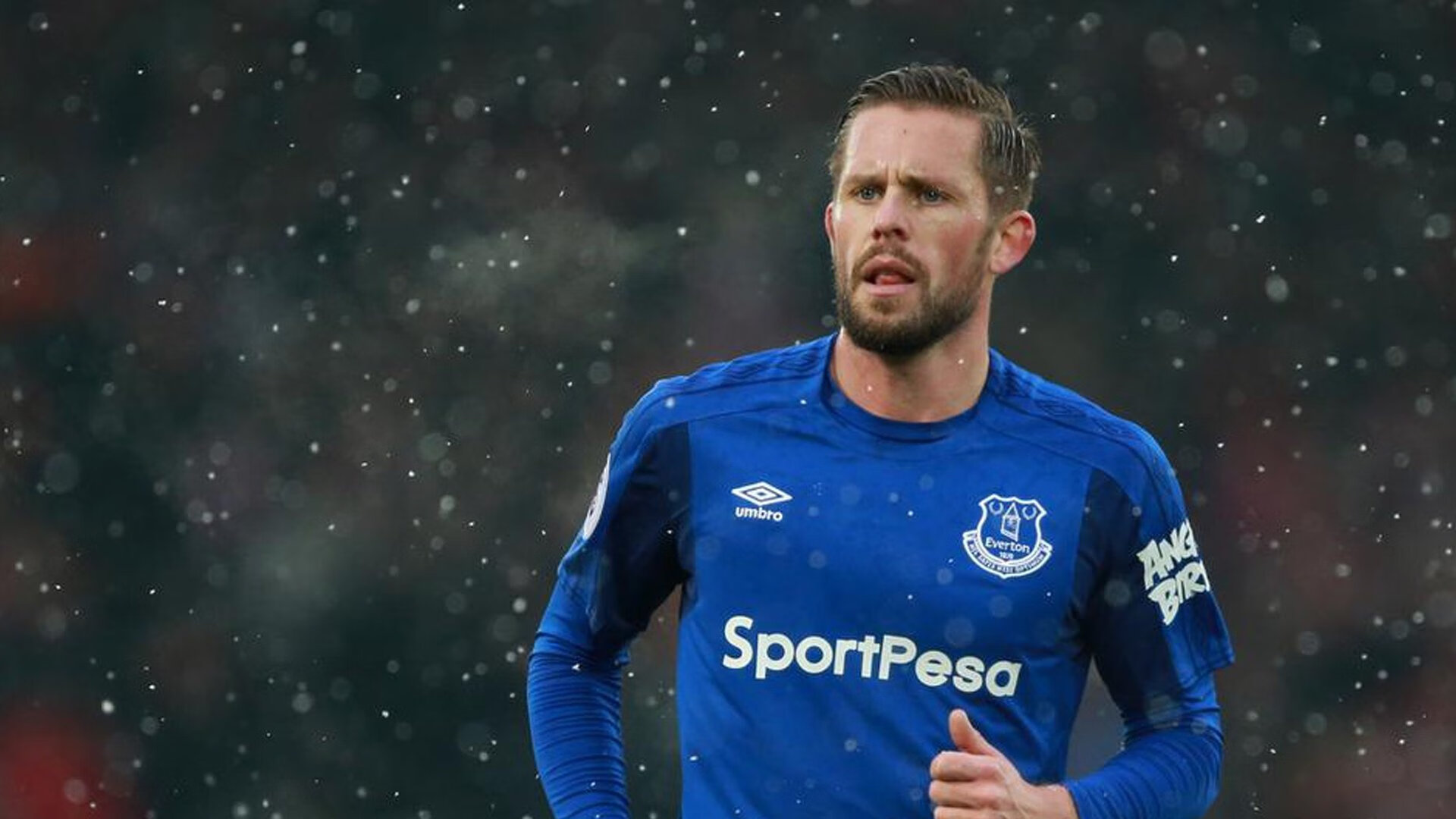 乐鱼娱乐app-范奥特尔戴克征战决赛全程紧咬对手，范戴克集锦视频